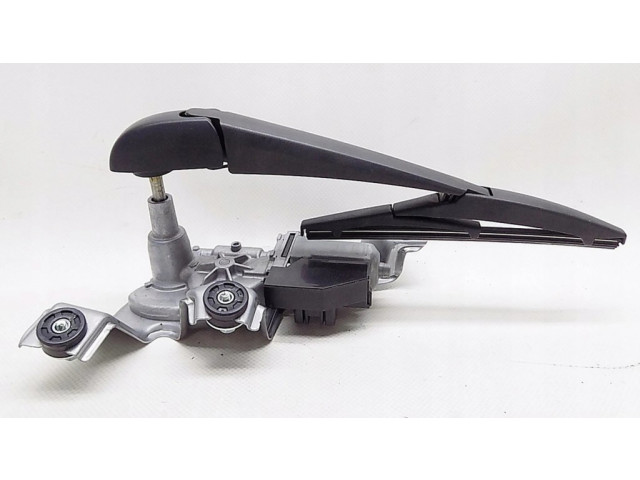 Двигатель стеклоочистителя заднего стекла