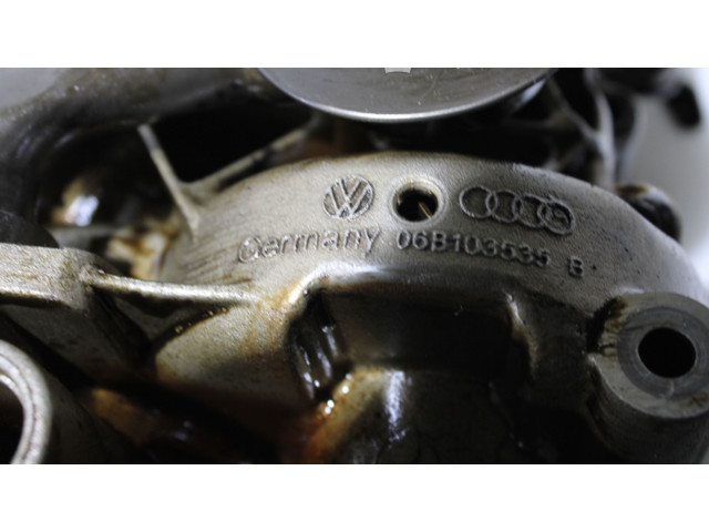 Масляный насос  CQP   Skoda Octavia Mk2 (1Z) 