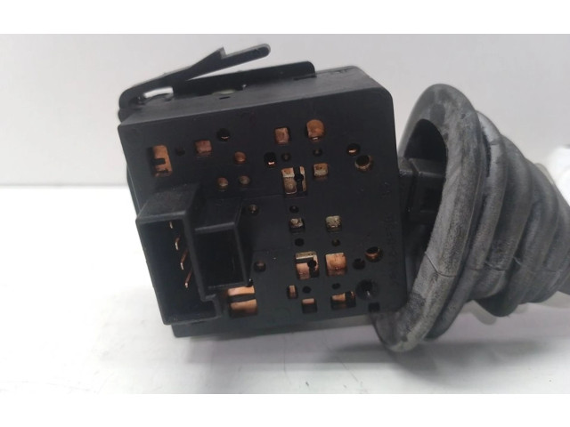 Ручка стеклоочистителей 09185417 Opel Combo C