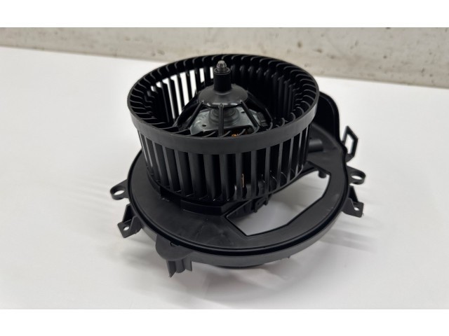 Вентилятор печки     5WC819021A    Cupra Leon 