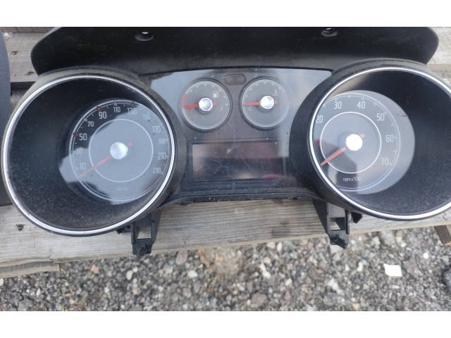 Přístrojová deska Fiat Punto Evo 2011 5550050900, 5550030617