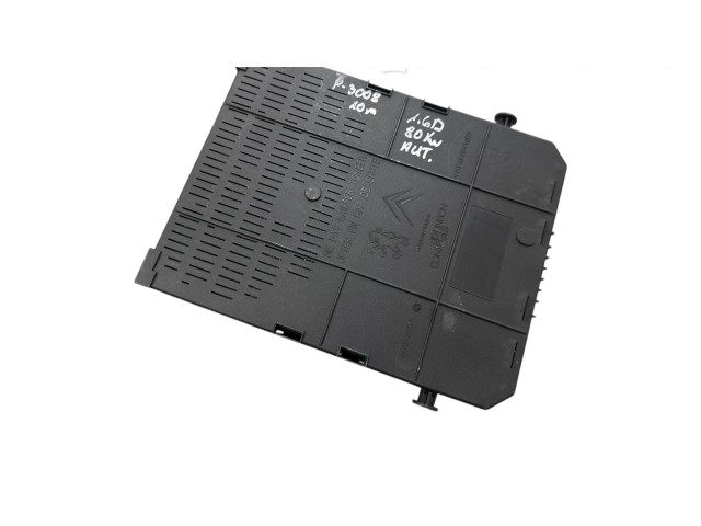   Pojistková skříňka 9664059080, 281201930C   Peugeot 3008  2010