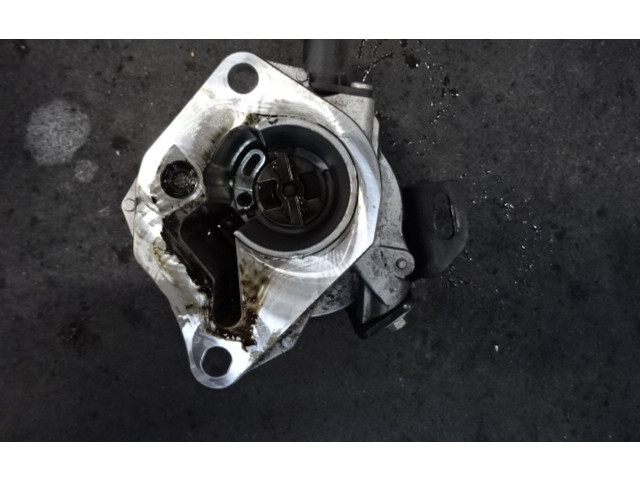 Вакуумный насос       Renault Clio III  2005 - 2012 года   