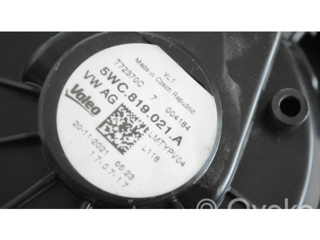 Вентилятор печки    5WC819021A   Volkswagen Golf VIII