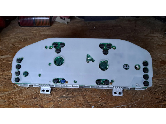 Панель приборов GE4VD, FBGE4VD Mazda 626