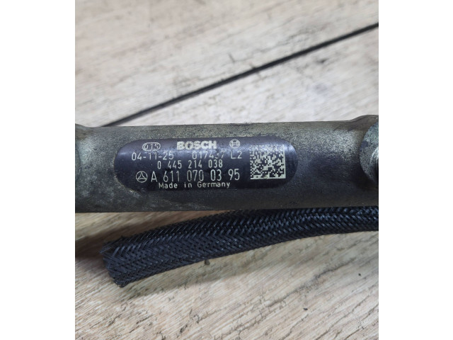 Vstřikovací lišta 0445214038, A6110700395 Mercedes-Benz C W204