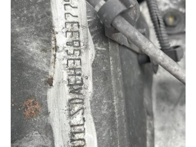 Ручка стеклоочистителей    Dacia Logan I