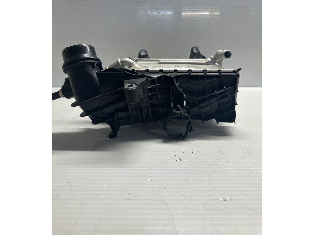 Интеркулер  32339085   Volvo V90 Cross Country 