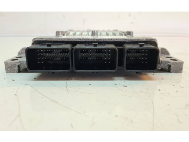 Блок управления двигателя 31269189, 5WS40608ET Volvo V70