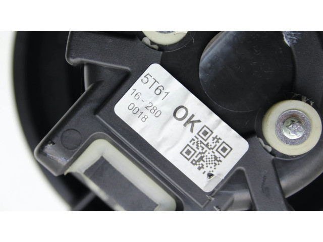 Вентилятор печки       Jeep Renegade