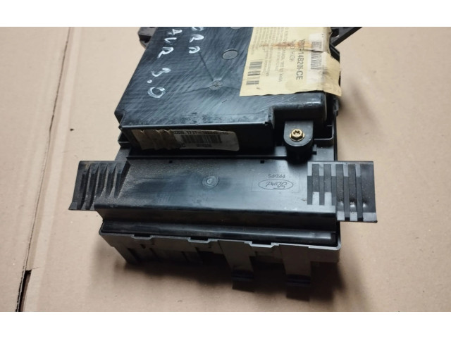 Блок предохранителей YF1T14B205CE Ford Taurus