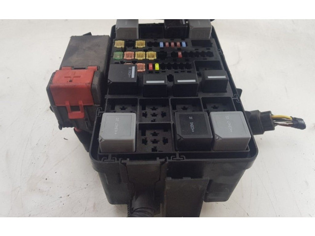 Блок предохранителей BK2T9K499ACF, BK2T9K499ACF Ford Transit Custom