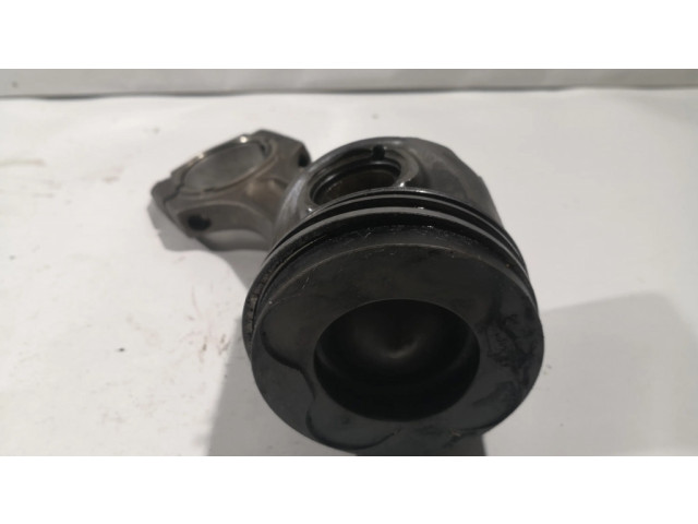 Поршень с шатуном 1741 BMW X5 E70 для дизельного двигателя 3.0