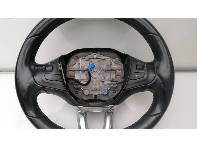Руль Peugeot 2008 II 2019- года 98084115ZD