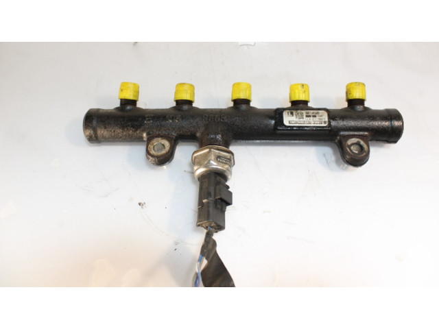 Топливная рампа    Volvo V70  