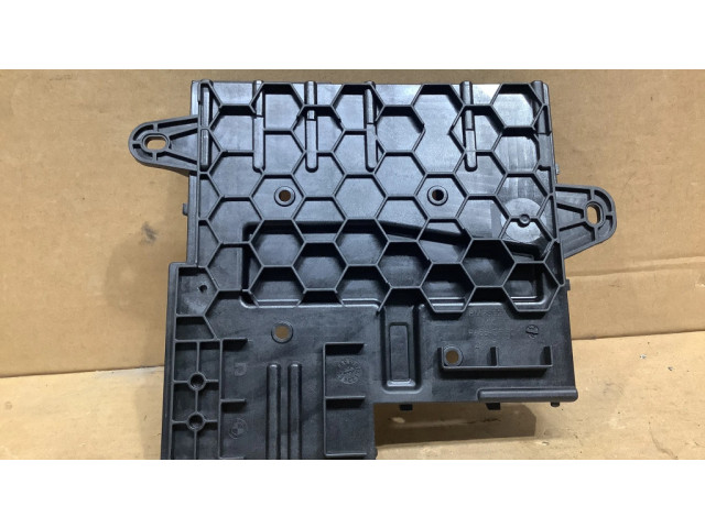 Блок предохранителей 682620101   BMW X5 F15    