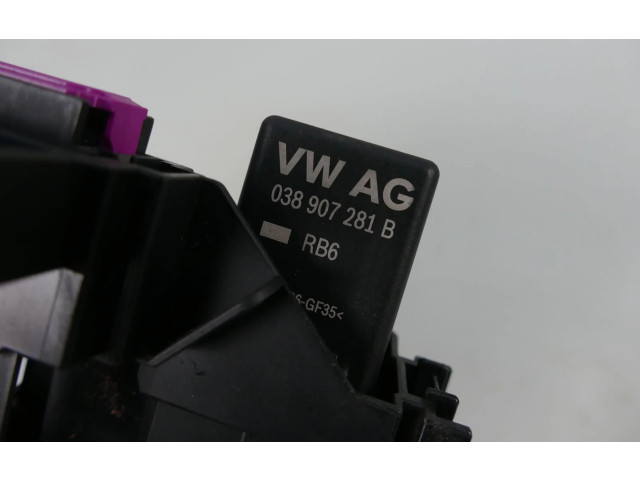 Блок предохранителей     Audi A5 Sportback 8TA    