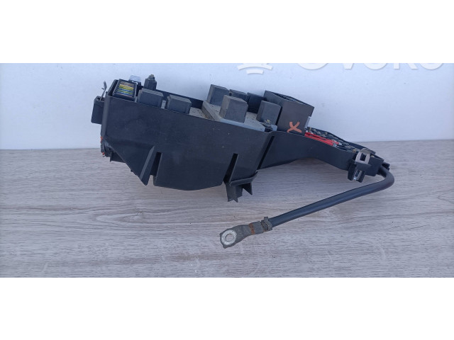 Блок предохранителей 9168986 Volvo S80