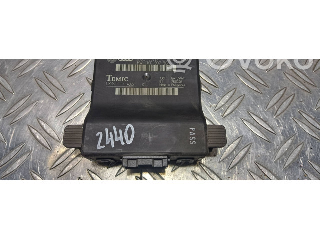 Модуль управления gateway 1K0907530C, 1K0907951 Volkswagen Caddy