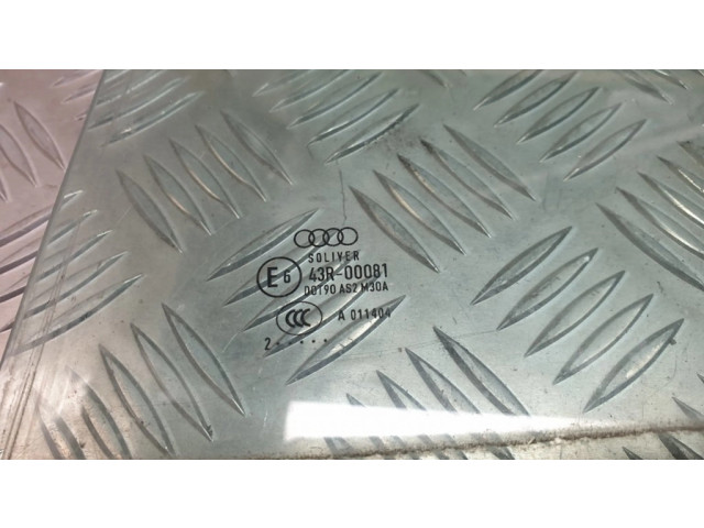 Основное стекло задних дверей