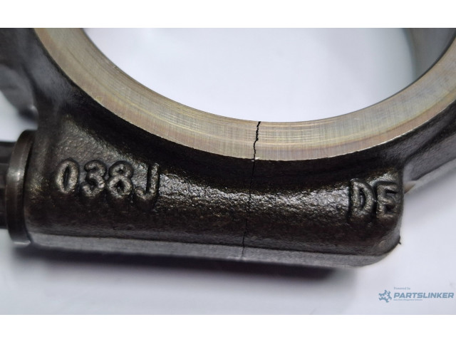 Шатун  038198401D, 038198401D    Skoda Superb B5 (3U)  