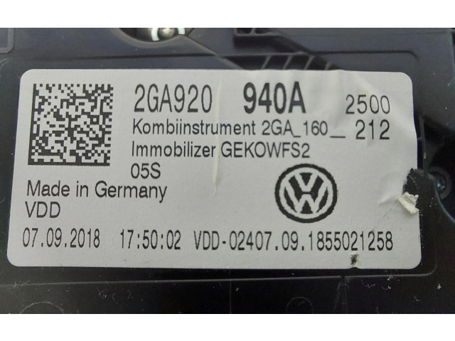 Přístrojová deska Volkswagen T-Roc 2021 2GA920940A