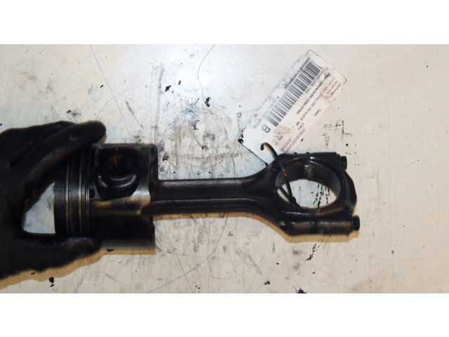 Поршень с шатуном Alfa Romeo 159 для бензинового двигателя 1.8