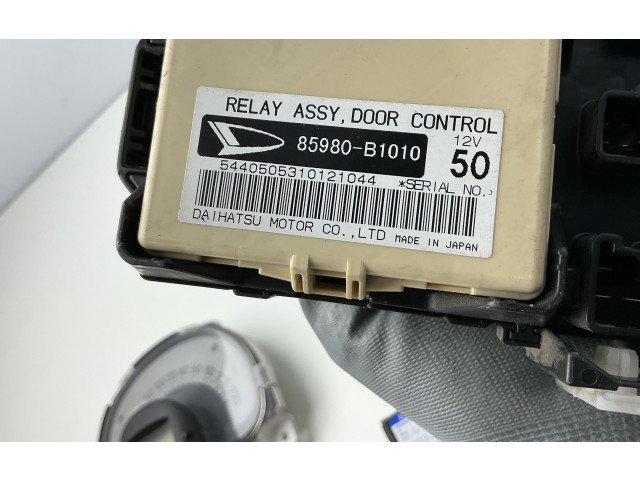 Комплект блоков управления 89560-B1220, 112300-1802 Daihatsu Sirion