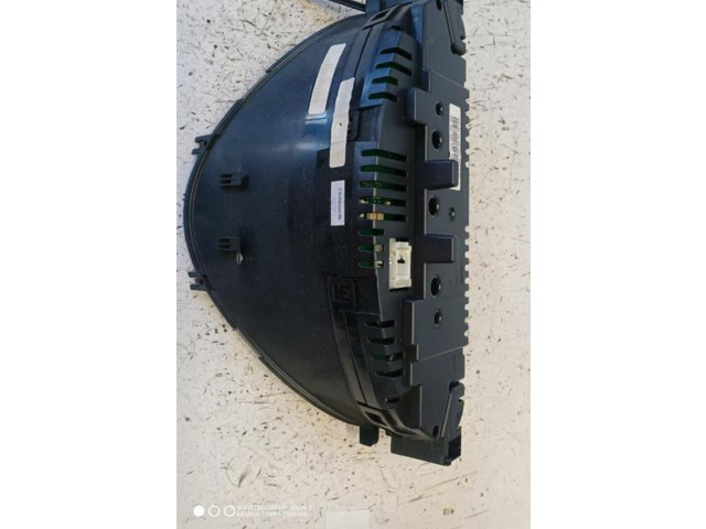 Přístrojová deska Mercedes-Benz C W203 2004 A2035404947, 646963