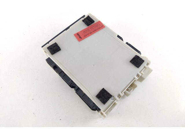 Pojistková skříňka 8273042890A, 9C210189 Toyota RAV 4 (XA50) 2019