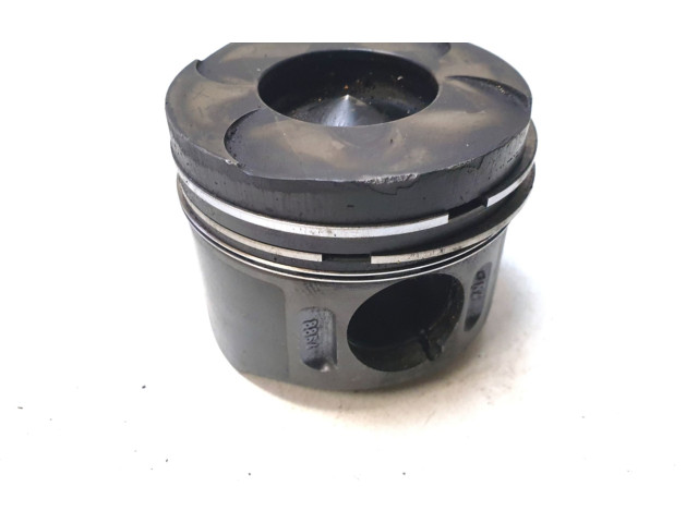 Píst 8854 Mercedes-Benz E W211 OM 646.961