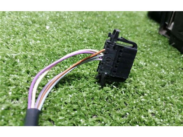 Zpětné zrcátko Volkswagen Passat Alltrack 2000