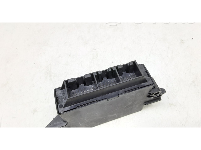 Блок управления парковки 30682548   Volvo  S80  2007 - 2013 года