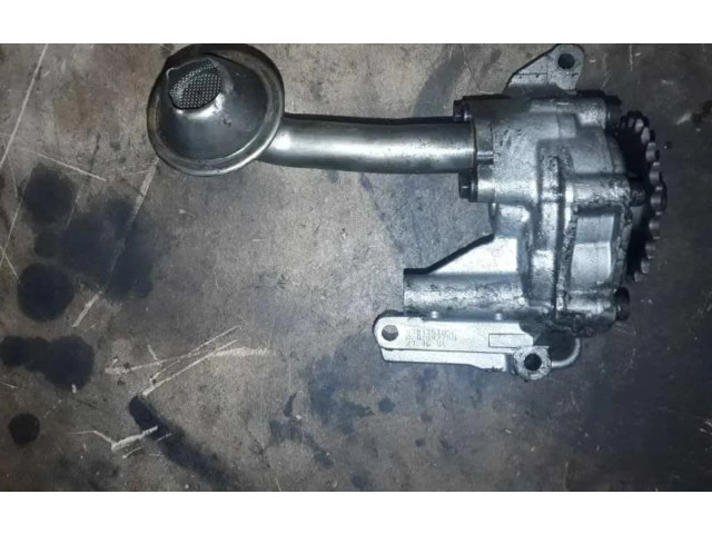 Čerpadlo oleje 038115105C Volkswagen Touran I