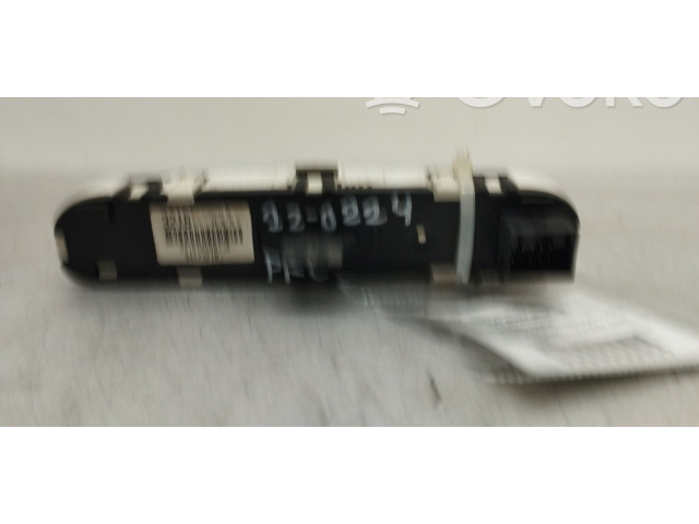 Панель приборов 94573218 Chevrolet Spark