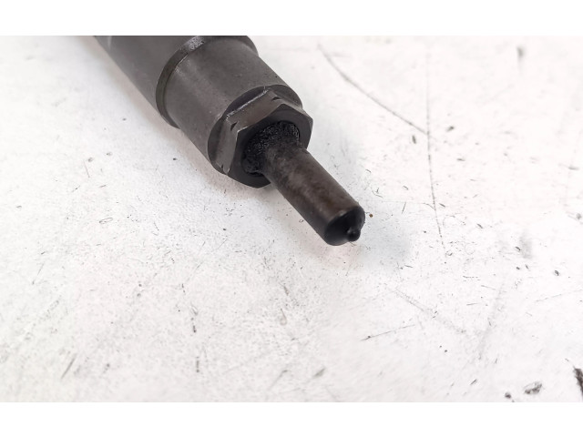 Форсунка 1465A367 Mitsubishi L200