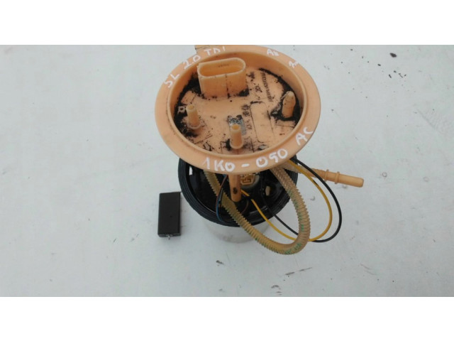 Насос топлива (в топливном баке)