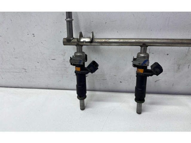 Vstřikovací lišta 1228605, 1228604 Opel Zafira C