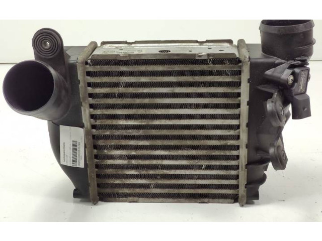 Интеркулер 1J0145803S Volkswagen Golf IV