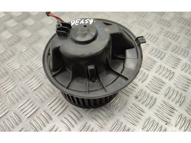 Вентилятор печки 1K1819015E Skoda Yeti (5L)