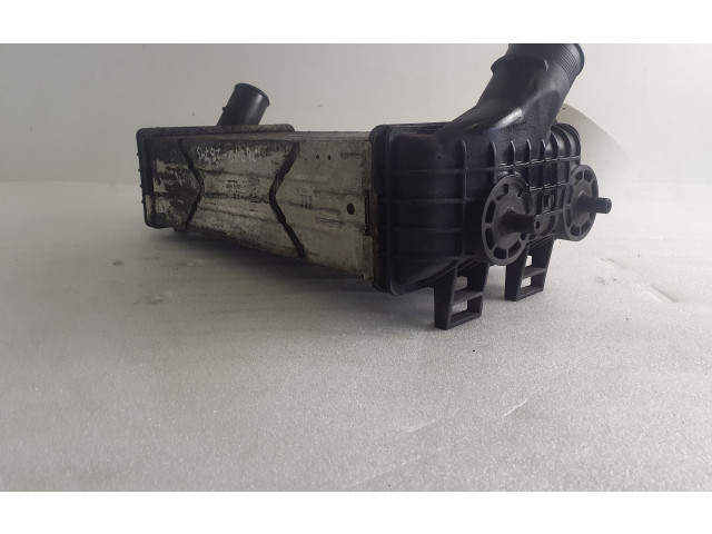 Интеркулер     KIA Sportage 