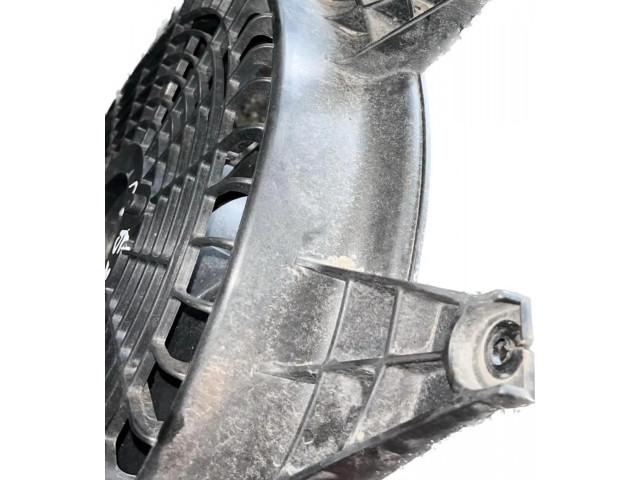 Вентилятор радиатора     977303E900    KIA Sorento 2.5