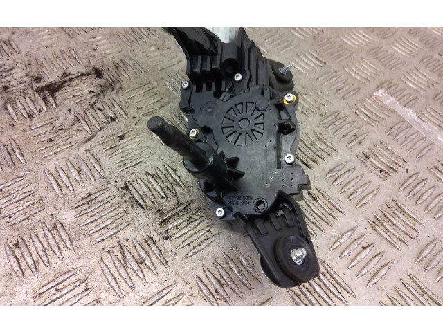 Моторчик заднего дворника 98700J7000    KIA Pro Cee'd III