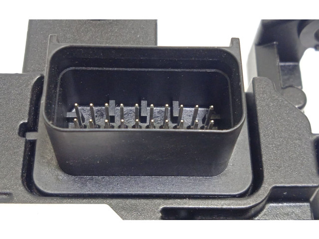 Блок управления 32268833   Volvo XC90