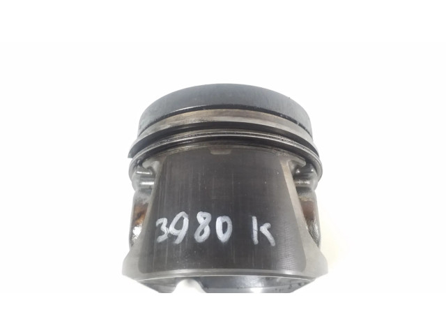 Píst A6420300717 Mercedes-Benz C W204 pro naftový motor 3.0 OM 642.961