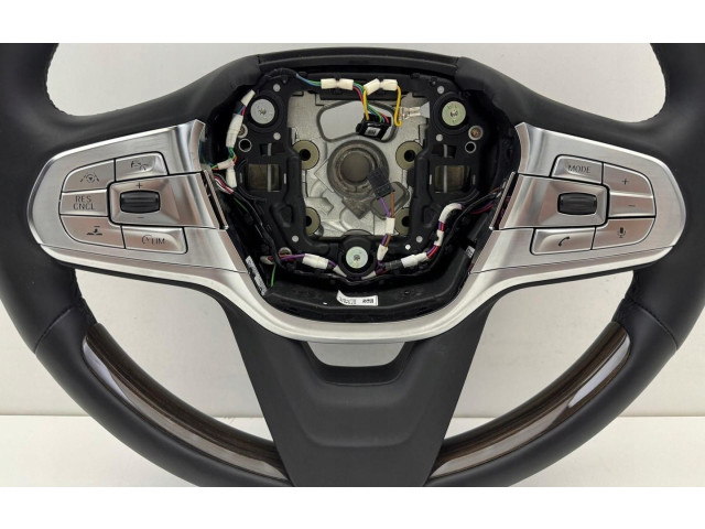 Руль BMW 7 G11 G12  2015 - 2022 года 735889      