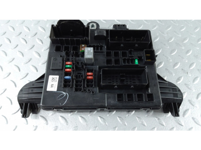 Блок предохранителей 20914308 Cadillac XTS