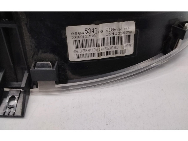 Přístrojová deska Citroen Berlingo 2008