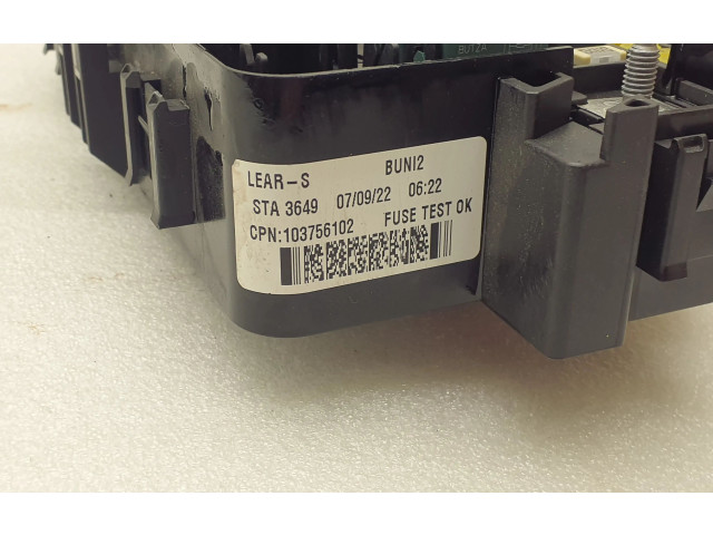 Блок предохранителей 32212356 Volvo XC40