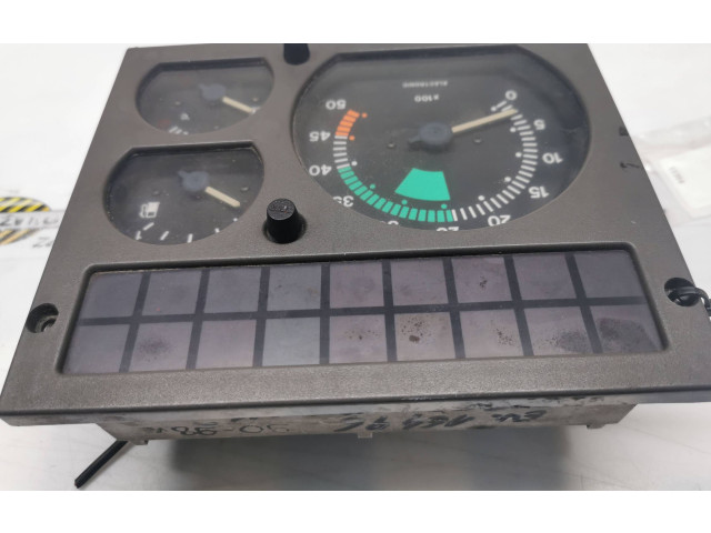 Přístrojová deska Fiat Iveco Daily 1990 6035080110, 105512